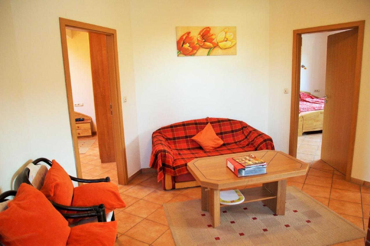 Muellers Hof Ferienwohnung/Pension Emmerthal Екстериор снимка